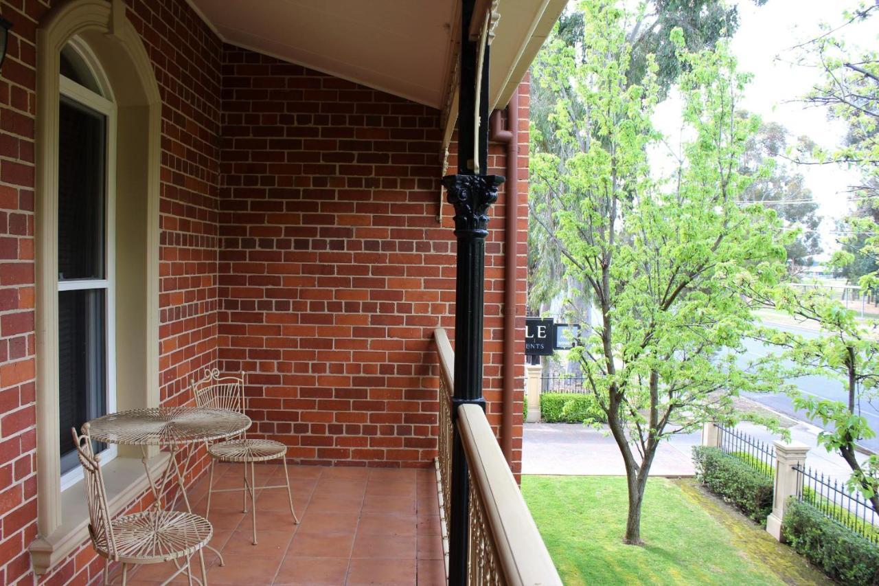 Carlyle Suites & Apartments Wagga Wagga Luaran gambar