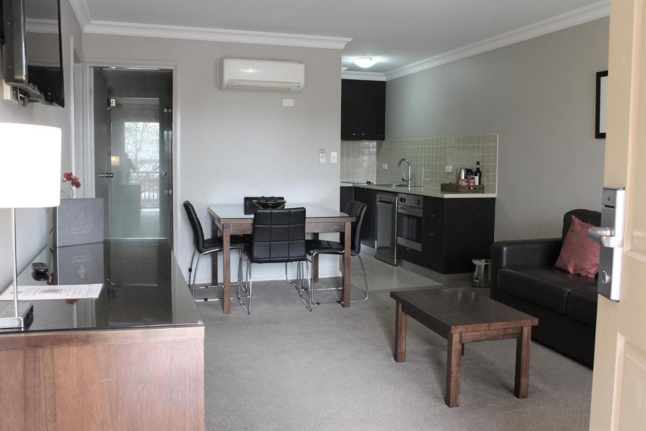 Carlyle Suites & Apartments Wagga Wagga Luaran gambar