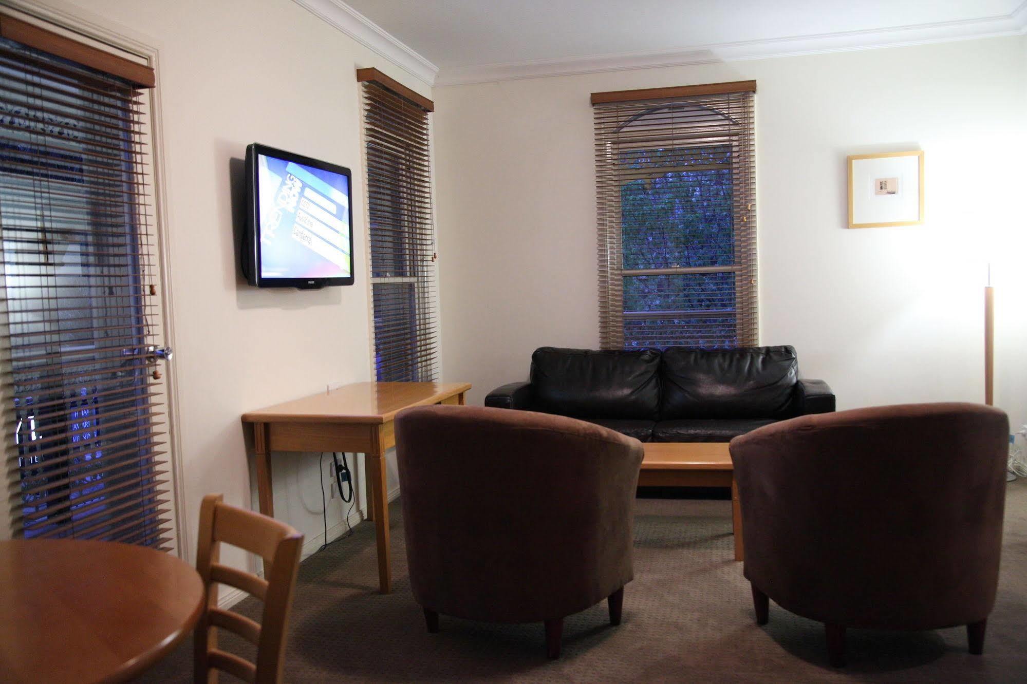 Carlyle Suites & Apartments Wagga Wagga Luaran gambar