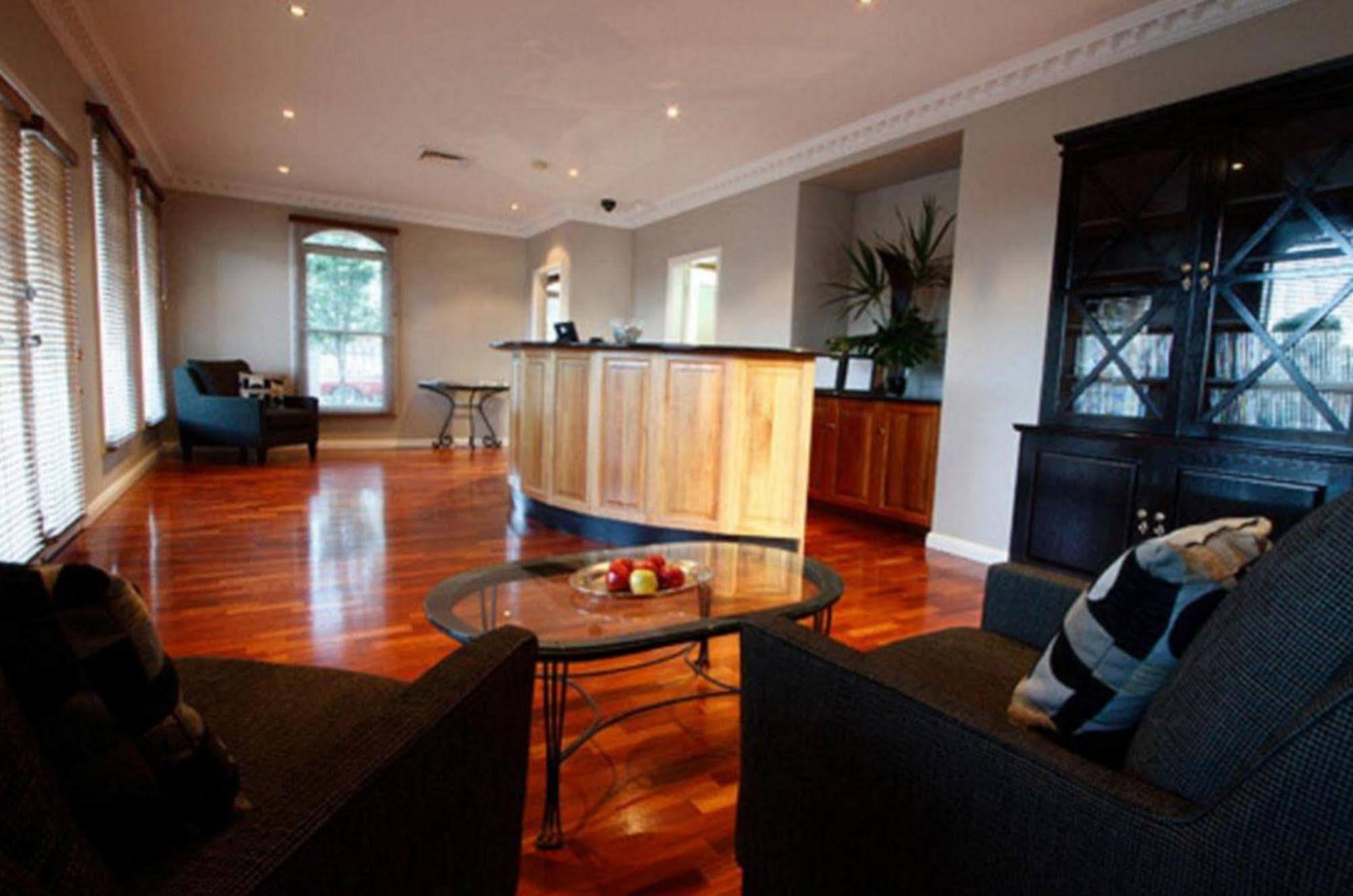 Carlyle Suites & Apartments Wagga Wagga Luaran gambar
